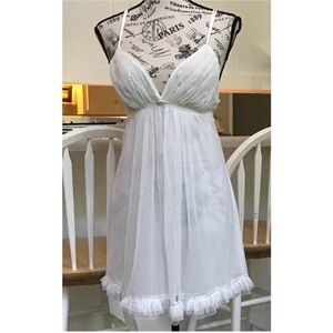 Oscar de la renta sheer embroidered nightgown